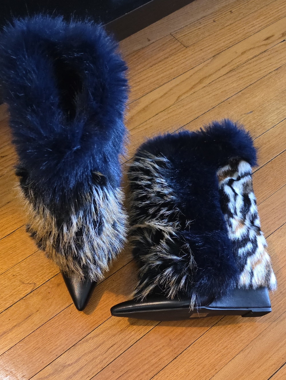 Akira Navy Faux Fur Pointed Ankle Boots